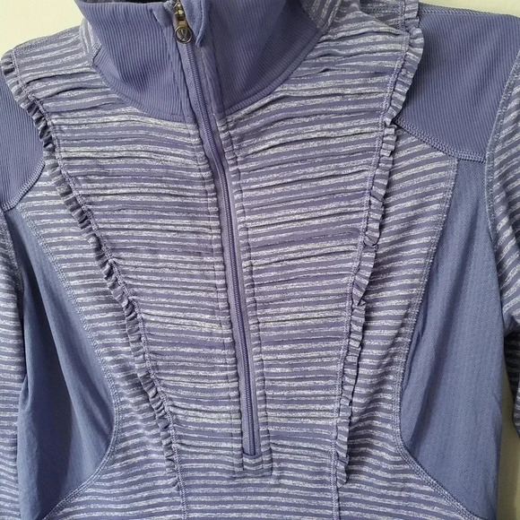 Women's Lululemon 1/4 Zip Top - Picture 7 of 11
